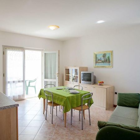 לימונה סול גרדה Residence Villa Aranci מראה חיצוני תמונה
